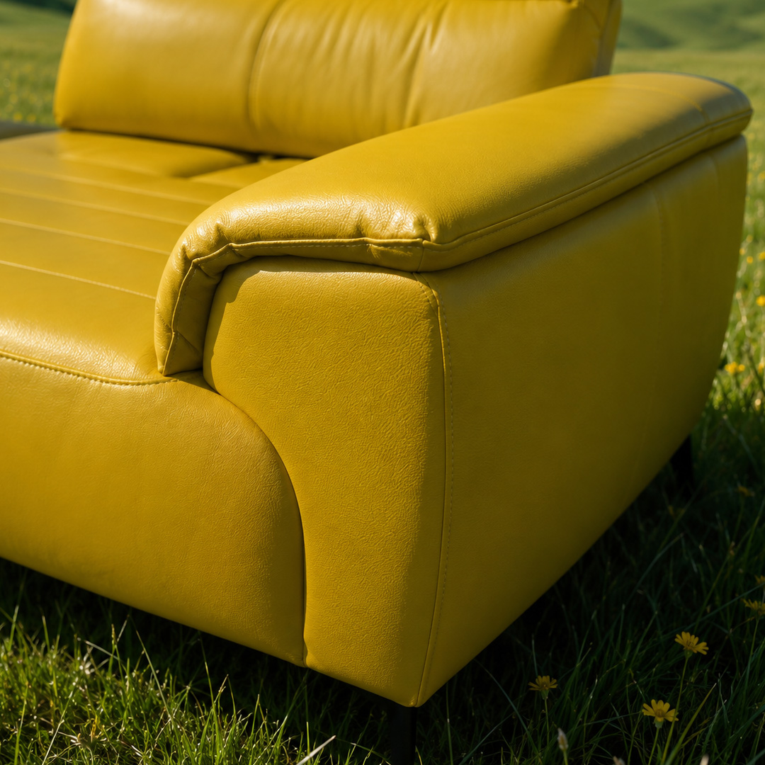 Bari sofa arm detail