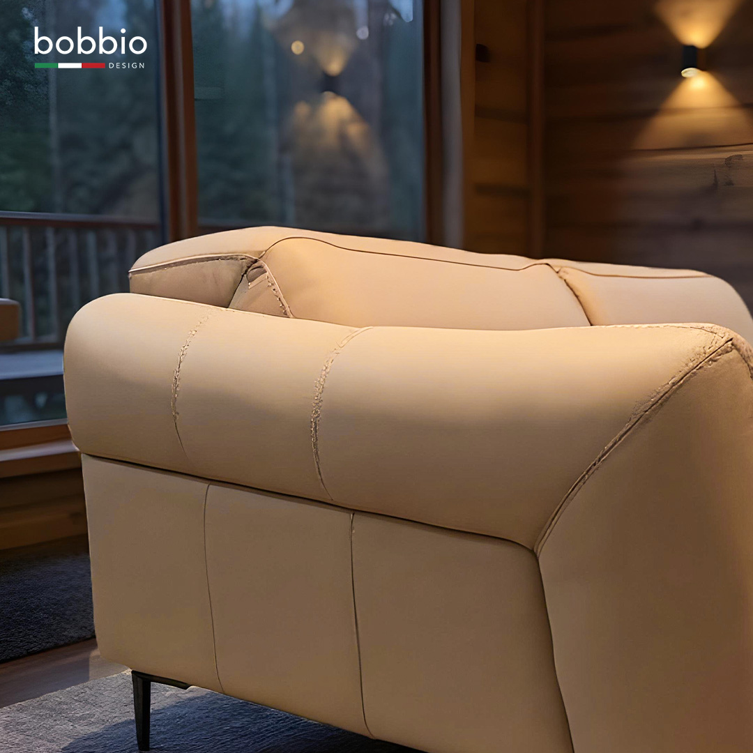 Milan sofa detail