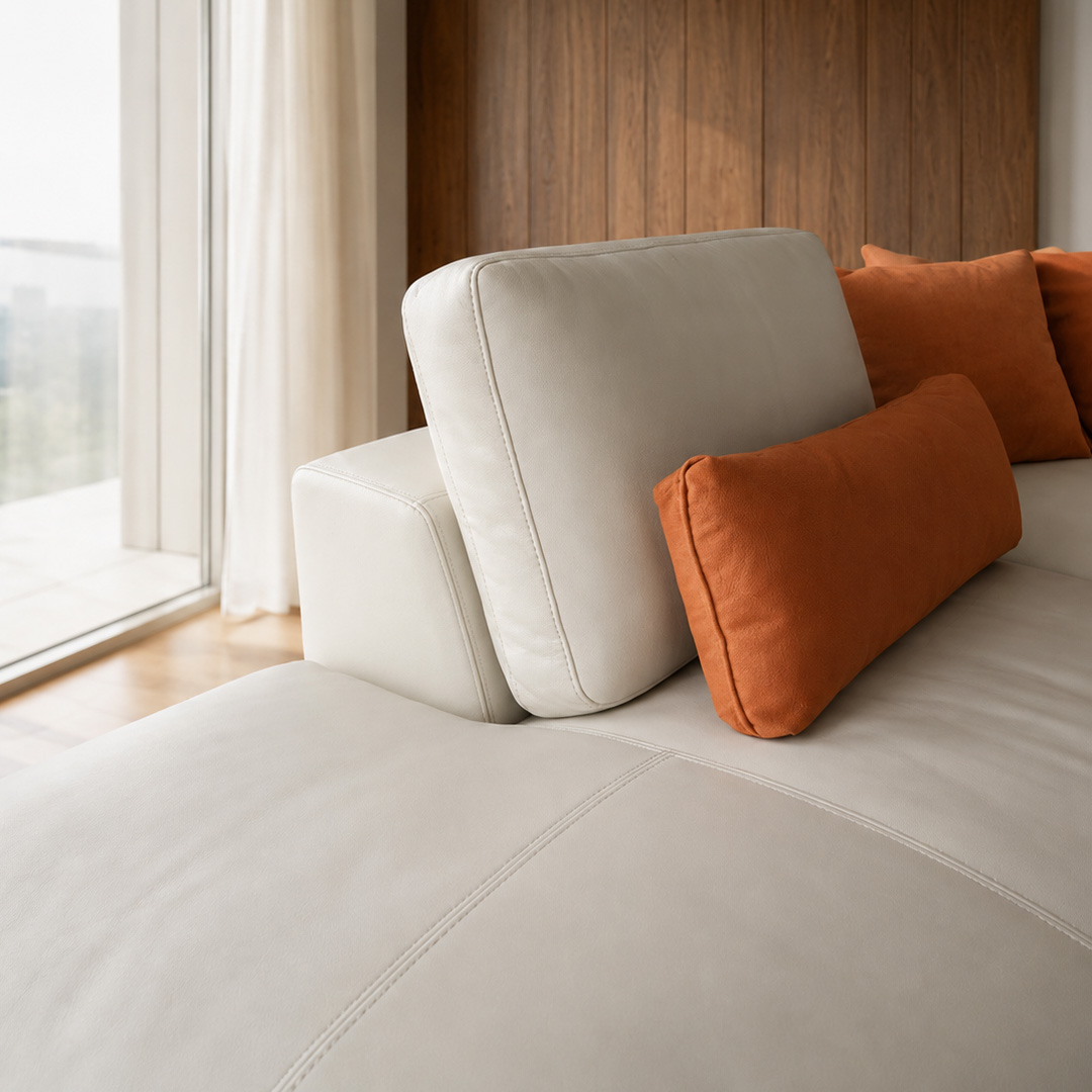Parisian sofa detail view 1